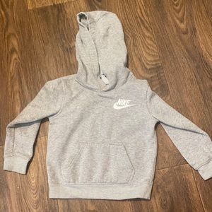 Nike hoodie 3t